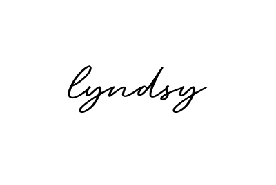Lyndsy signature