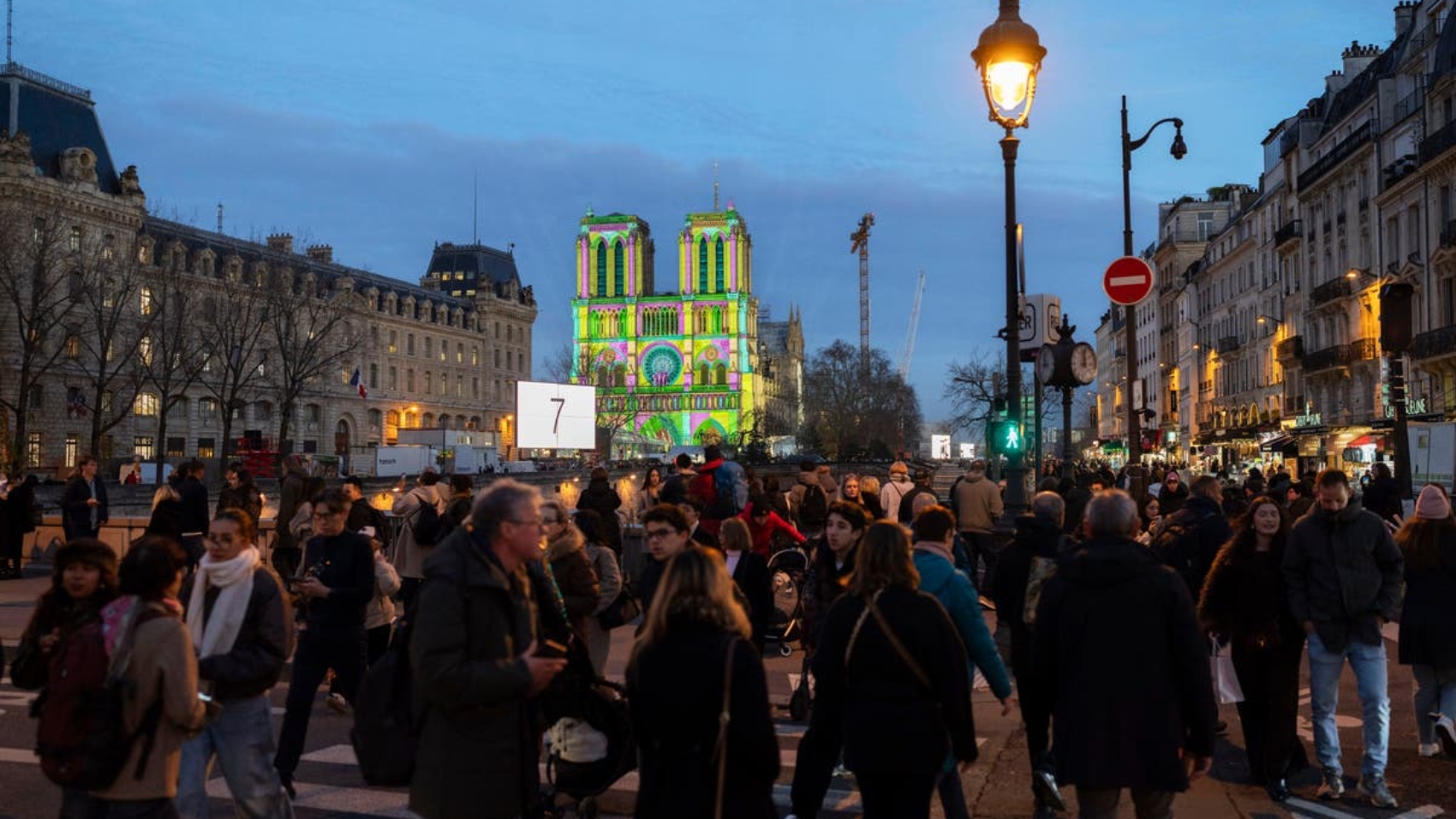 France_Notre_Dame_61299.jpg