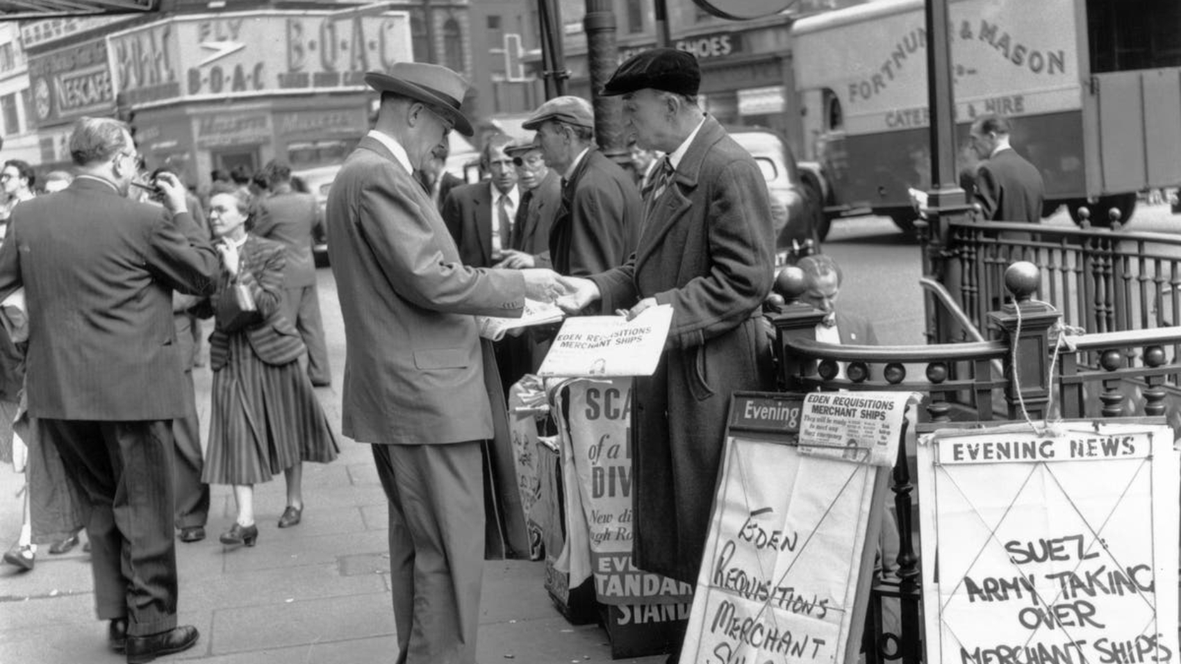 The-London-Evening-Standard-old-black-and-white.jpeg